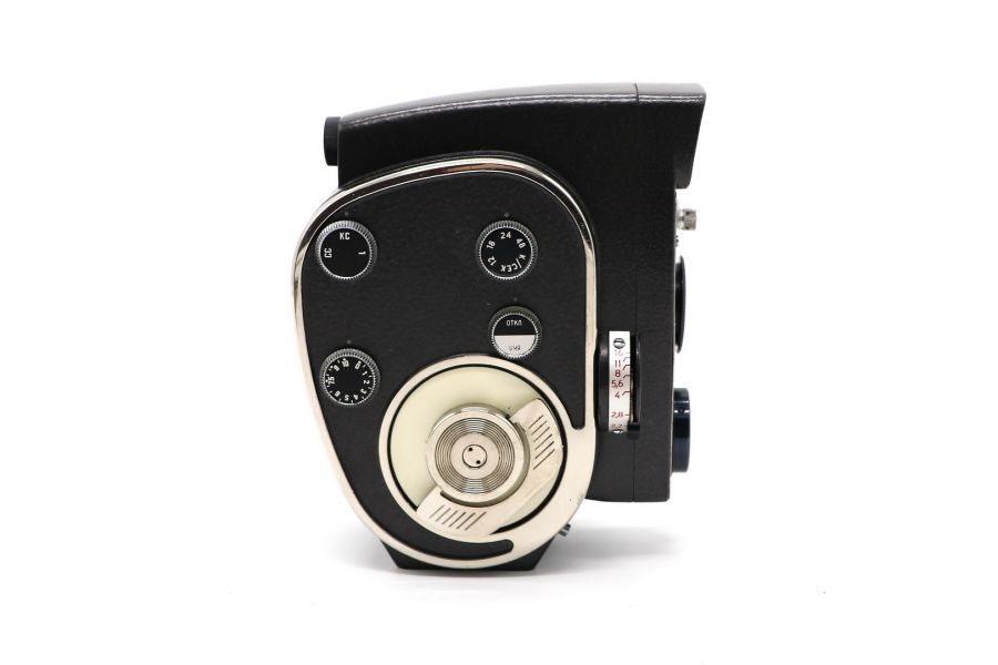 Кинокамера советская Кварц 2х8S-1M в упаковке