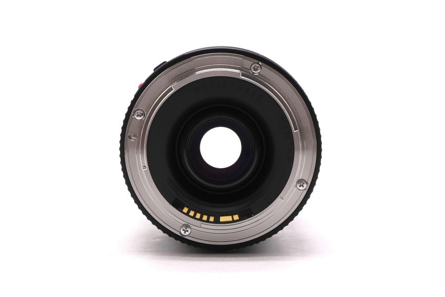 Объектив Canon EF 75-300mm f/4-5.6 III в упаковке