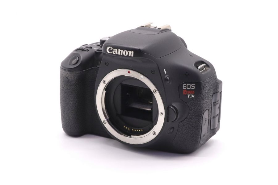 Canon EOS Rebel T3i (60D) body (пробег 15515 кадров)