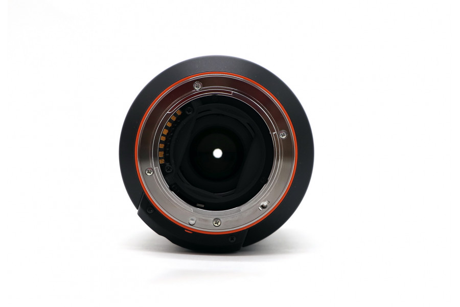 Sony 70-300mm f/4.5-5.6G SSM (SAL-70300G) в упаковке