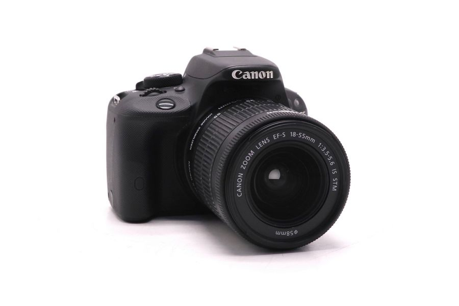 Canon EOS 100D kit в упаковке (пробег 3400 кадров)
