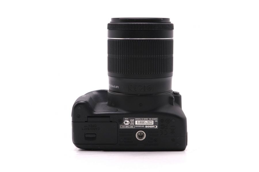 Canon EOS 100D kit в упаковке (пробег 3400 кадров)