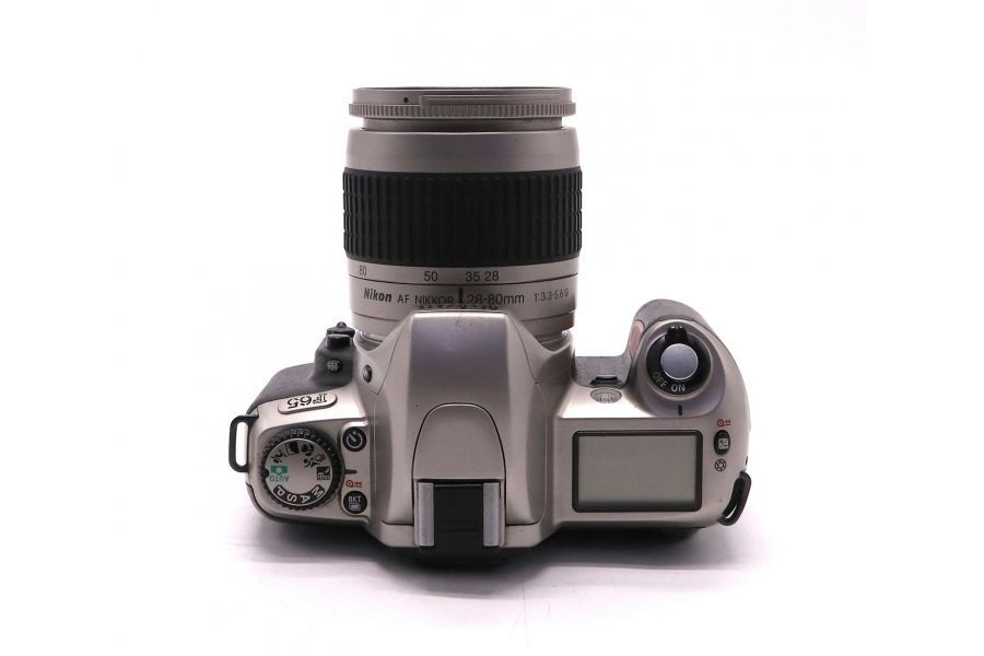 Зеркальный пленочный фотоаппарат Nikon F65 kit