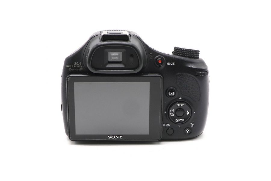 Компактный фотоаппарат Sony DSC-HX400 в упаковке