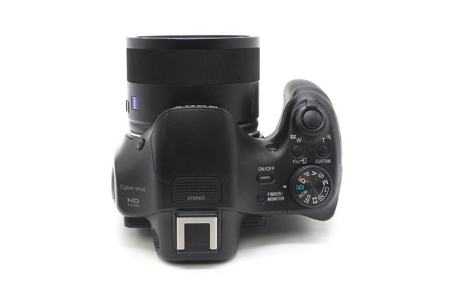 Компактный фотоаппарат Sony DSC-HX400 в упаковке