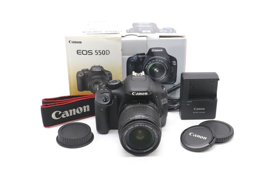 Canon EOS 550D kit в упаковке (пробег 13245 кадров)