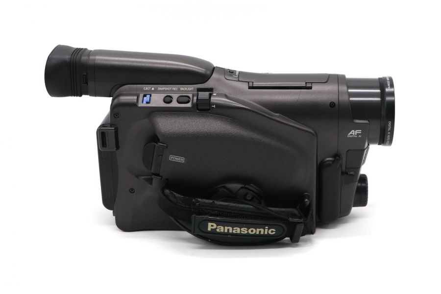 Аналоговая видеокамера Panasonic NV-RX7EN