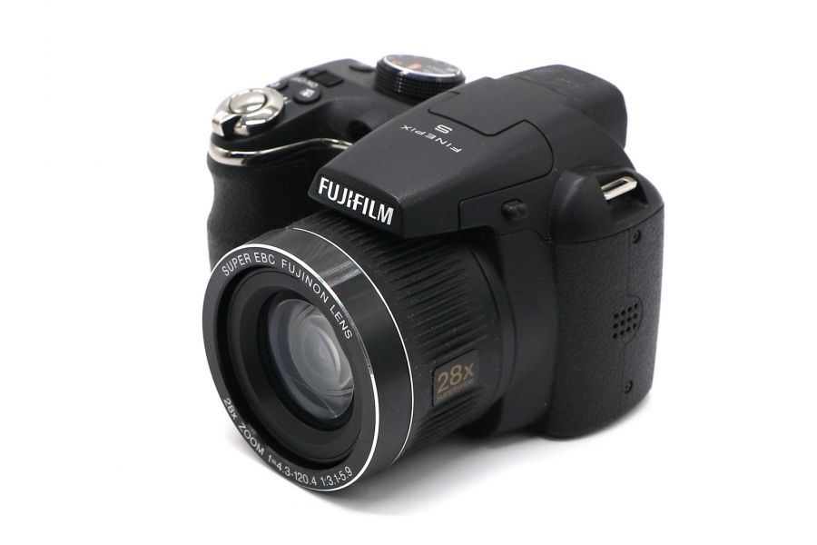 Фотокамера компактная Fujifilm FinePix S3400