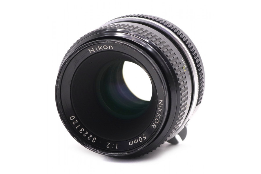Светосильный объектив Nikon 50mm f/2 Nikkor