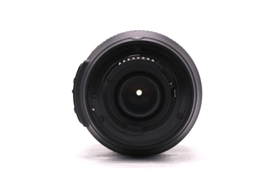 Nikon 18-105mm f/3.5-5.6G AF-S ED DX VR Nikkor (2014)