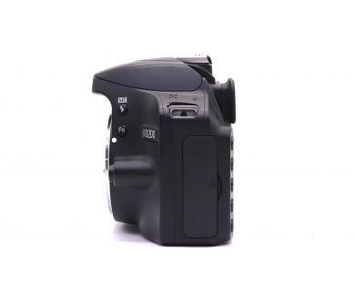 Камера Nikon D3200 body (пробег 4750 кадров)