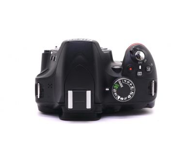 Камера Nikon D3200 body (пробег 4750 кадров)