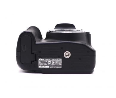 Камера Nikon D3200 body (пробег 4750 кадров)