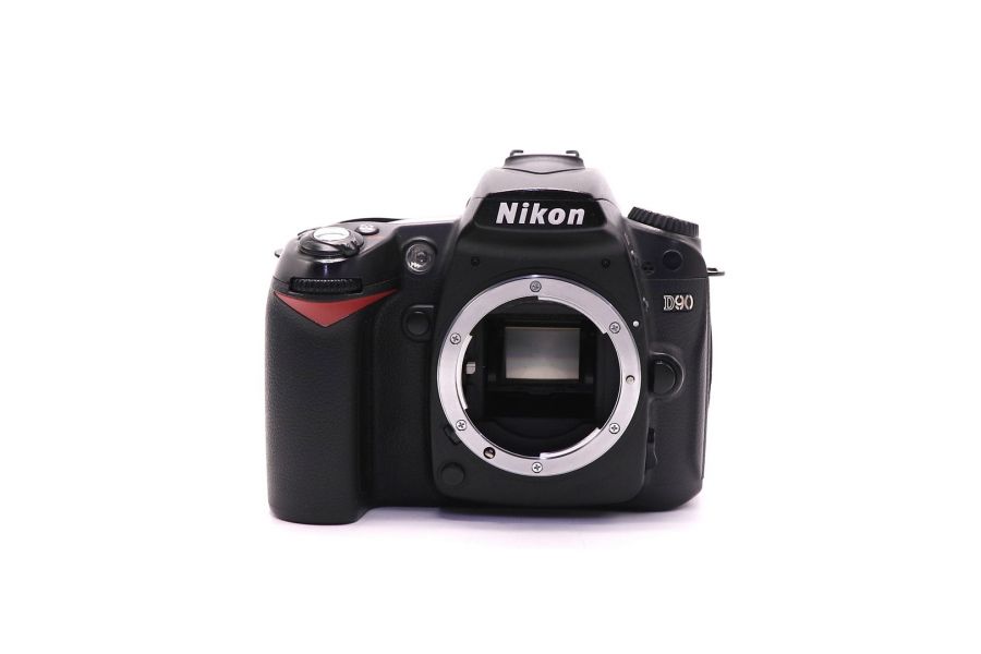 Фотоаппарат Nikon D90 body (пробег 36355 кадров)