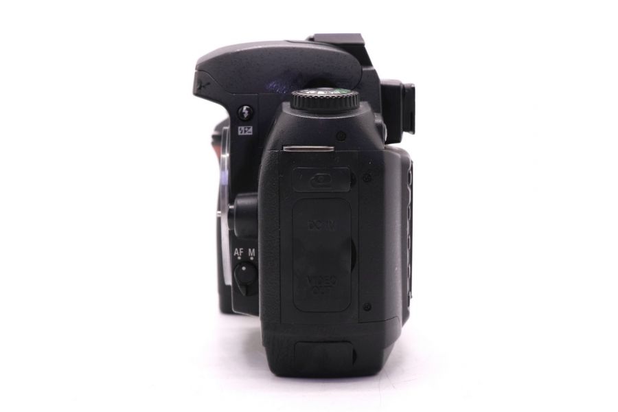 Фотокамера Nikon D70s body (пробег 10805 кадров)