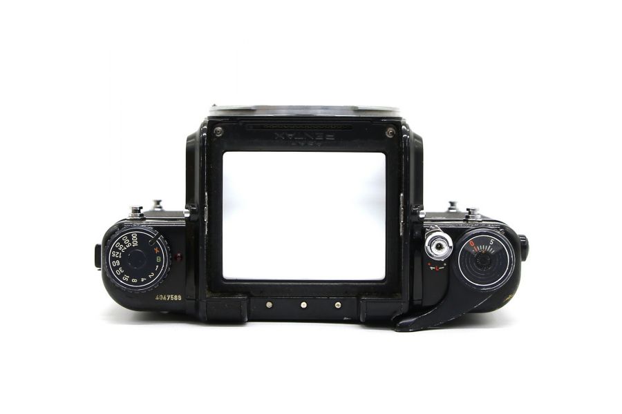 Pentax 6x7 body Japan