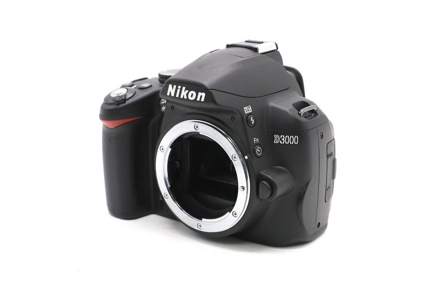 Камера Nikon D3000 body (пробег 590 кадров)