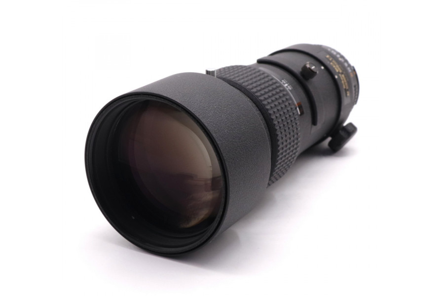 Автофокусный объектив Nikon 300mm f/4 ED AF Nikkor