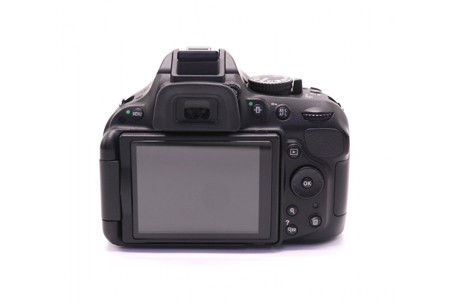 Фотокамера Nikon D5200 kit (пробег 1700 кадров)