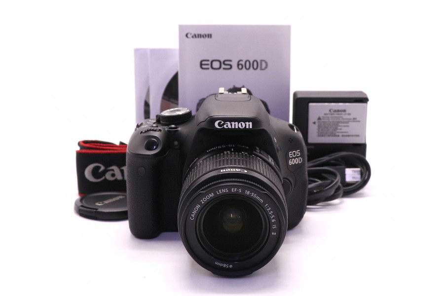 Canon EOS 600D kit (пробег 1110 кадров)