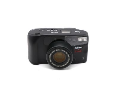 Компактная камера Nikon Zoom Touch 105 VR