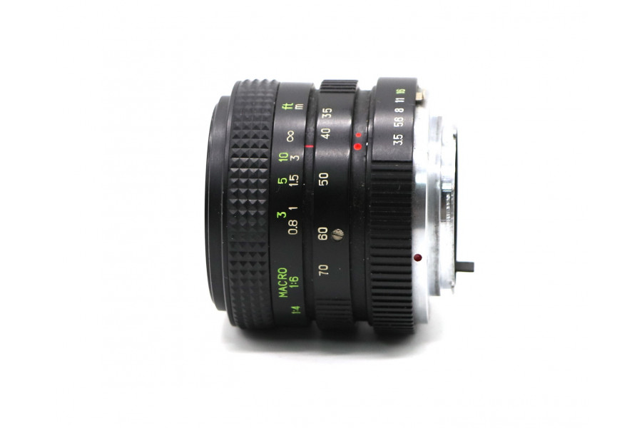 Soligor MC 35-70 f/3.5-4.9 Zoom Macro для Minolta MD
