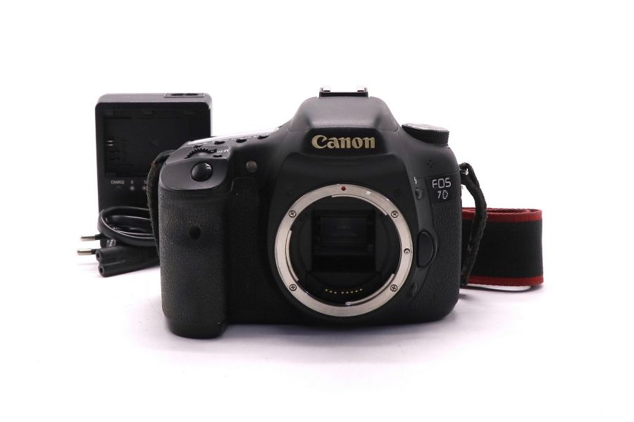 Canon EOS 7D body (пробег 147090 кадров)