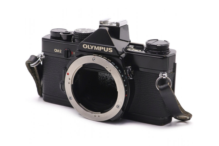 Зеркальный плёночный фотоаппарат Olympus OM-2