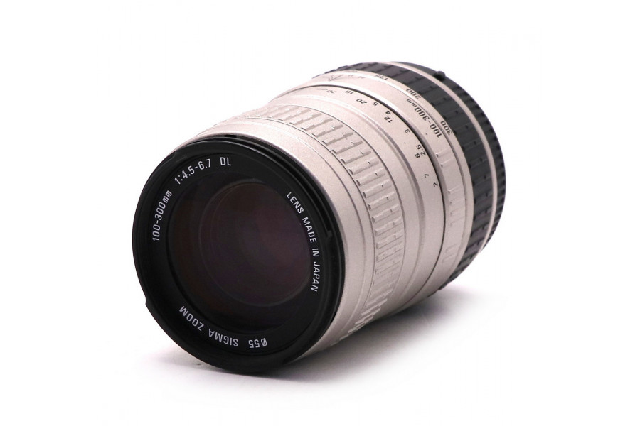 Sigma AF 100-300mm f/4.5-6.7 DL для Pentax K