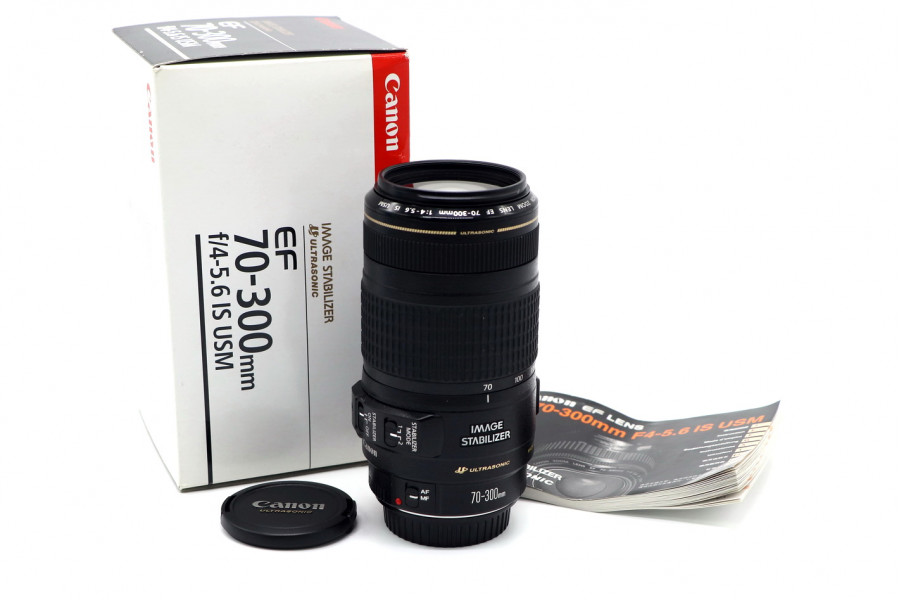 Canon EF 70-300mm f/4.0-5.6 IS USM в упаковке