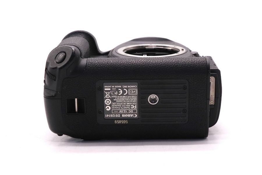 Камера Canon EOS 1D Mark III body в упаковке