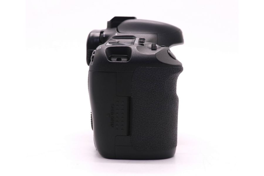 Фотокамера Canon EOS 7D body (пробег 69570 кадров)