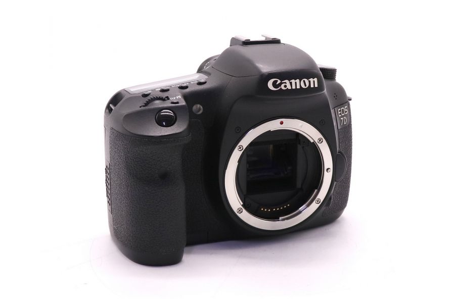 Фотокамера Canon EOS 7D body (пробег 69570 кадров)