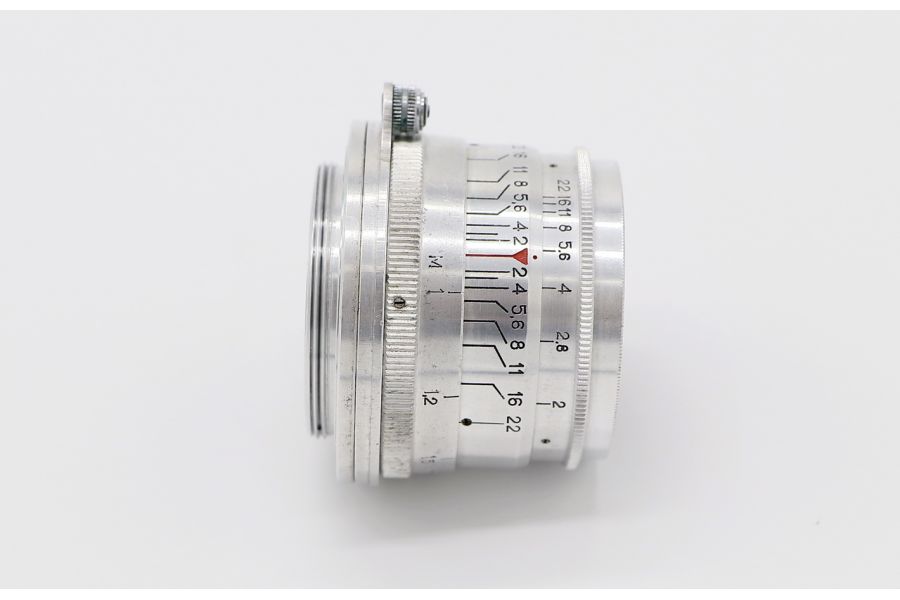 Советский светосильный объектив Юпитер-8 П 2/50мм