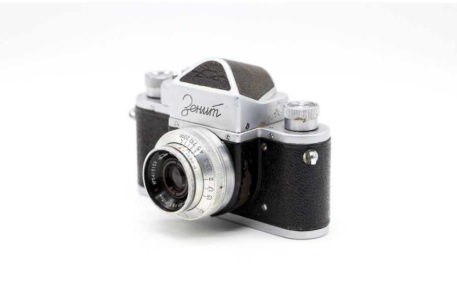 Фотокамера Зенит 1 + Индустар-22 (СССР, 1955)