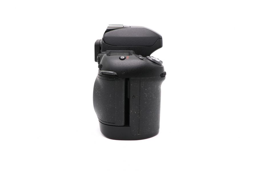 Зеркальный фотоаппарат Nikon F80 body