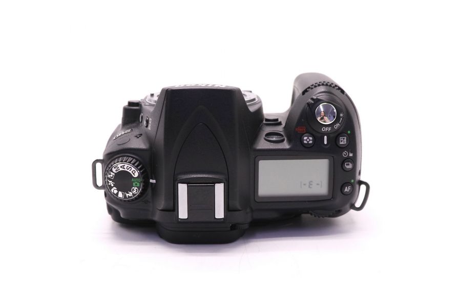 Nikon D90 body (пробег 4950 кадров)