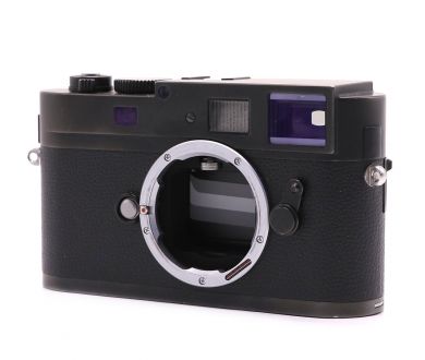 Leica M Monochrom body (пробег 43445 кадров)