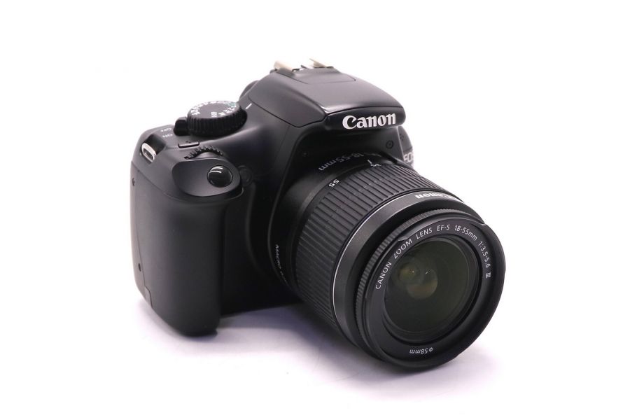 Фотокамера Canon EOS 1100D kit (пробег 6100 кадров)