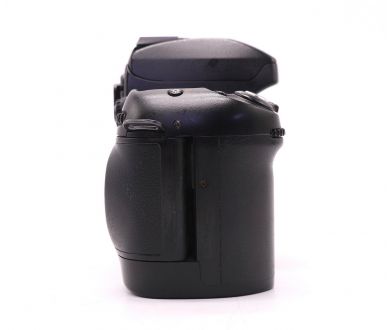 Однообъективный фотоаппарат Nikon F80 body