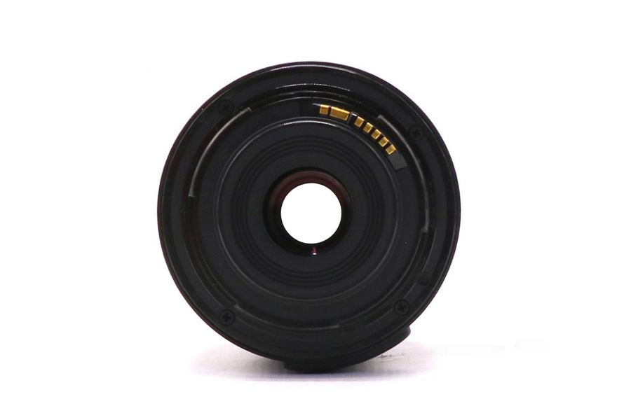 Объектив Canon EF-S 18-55mm 3.5-5.6 IS II 