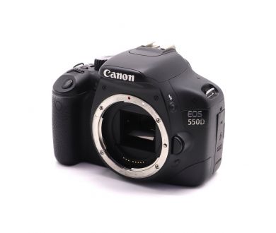 Камера Canon EOS 550D body (пробег 17110 кадров)