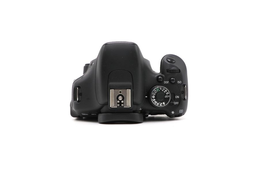 Canon EOS 600D body в упаковке (пробег 8000 кадров)