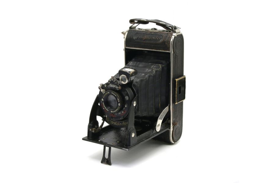 Voigtlander + Anastigmat Voigtar 6.3