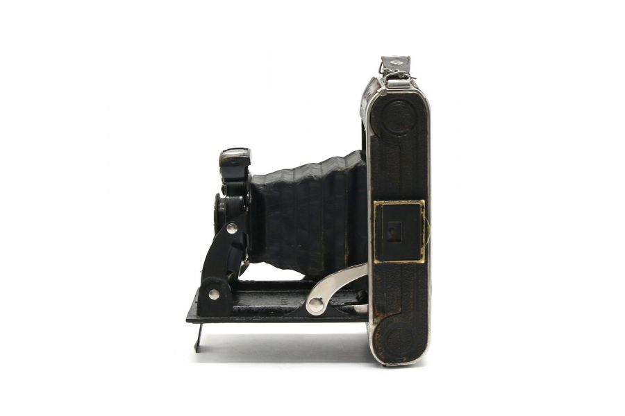 Voigtlander + Anastigmat Voigtar 6.3