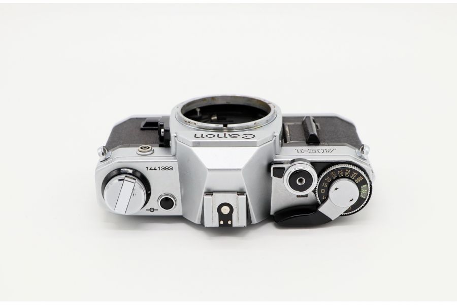 Фотоаппарат Canon AE-1 body неисправный