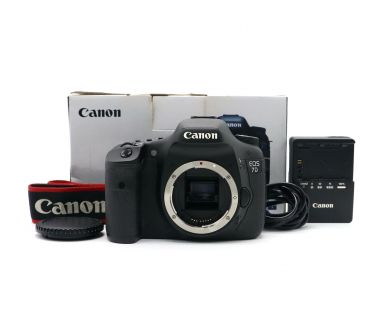 Canon EOS 7D body в упаковке (пробег 16190 кадров)