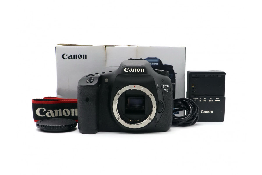 Canon EOS 7D body в упаковке (пробег 16190 кадров)