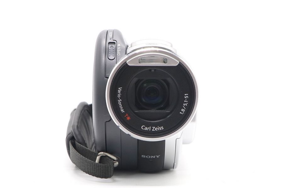 Цифровая серая видеокамера Sony DCR-DVD405E