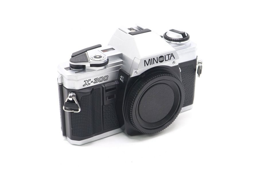 Японская зеркальная камера Minolta X-300 body